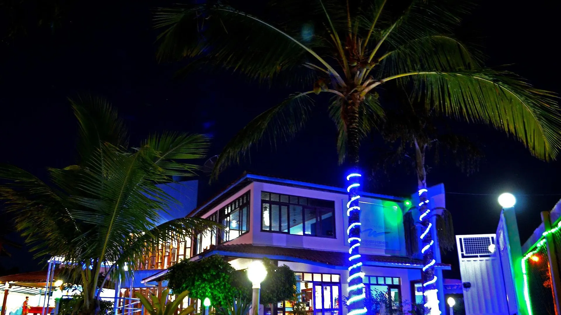 Hotel Porto Das Ancoras ポルトセグロ